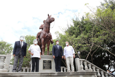 Reconoce gobierno de To&ntilde;o valor hist&oacute;rico de Manuel Lozada