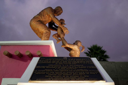 Monumento en memoria a los nayaritas afectados por hurac&aacute;n Willa