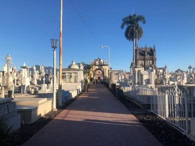 Reabren sus puertas los panteones de Tepic