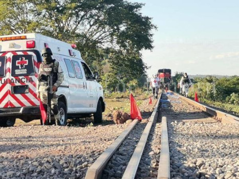 Otro infortunado accidente en crucero a nivel con v&iacute;as f&eacute;rreas