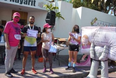 Caminata y carrera recreativas, y cultura por la democracia