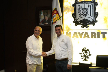 Legalidad y transparencia ofrece To&ntilde;o a Navarro