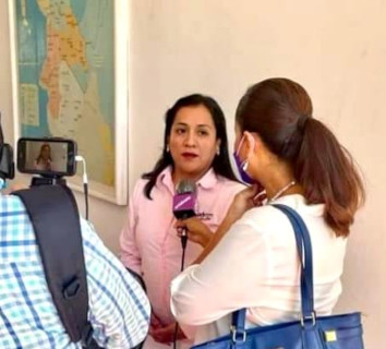 Regidora priista denuncia farsa en descuento al pago de agua potable en Tepic