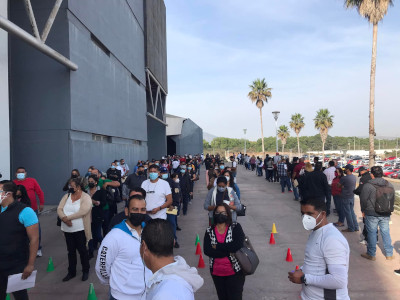 En Tepic, vacunaci&oacute;n exclusiva para trabajadores de la ense&ntilde;anza