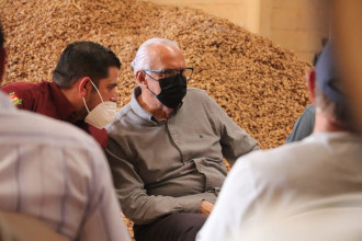 Dispuesto gobernador Navarro a incrementar la producci&oacute;n agr&iacute;cola