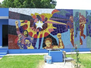 MIENTEN LOS QUE PROMETEN LA PAZ Y APOYAN LA GUERRA Y LA MILITARIZACI&Oacute;N<br />Jos&eacute; Luis Gonz&aacute;lez L&oacute;pez