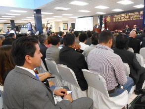 De puro coraje, Roberto construir&aacute; diez estadios de beisbol