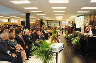 Roberto abri&oacute; su coraz&oacute;n para salvar financieramente a la UAN