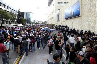 Veto presidencial, pide la CNTE