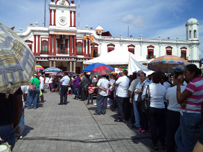 Crece descontento por reforma laboral dizque educativa
