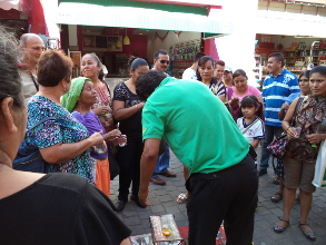 Compa&ntilde;ero Almaz&aacute;n: &iquest;Morena est&aacute; por una patria socialista?