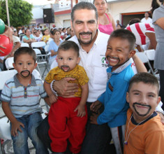 Con Goy Gana la Gente