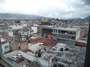 Inalcanzable una vivienda para los pobres