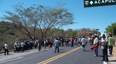 Asesinos del gobierno, matan estudiantes en el estado de Guerrero