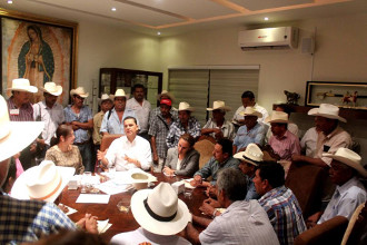 &iquest;Hechos y no palabras con ejidatarios?