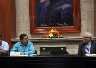 J&uacute;bilo tras el tel&oacute;n, homenaje a actores y al teatro