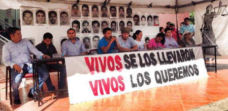 Normalistas de Ayotzinapa, en Nayarit