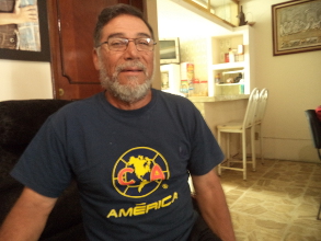 Priistas defenestrados se reagrupan en torno al profesor Acebo