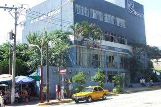 Sospechosa tardanza en pagos a pensionados