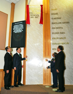 Al muro de honor del Legislativo, centenario de la Fuerza A&eacute;rea Mexicana 