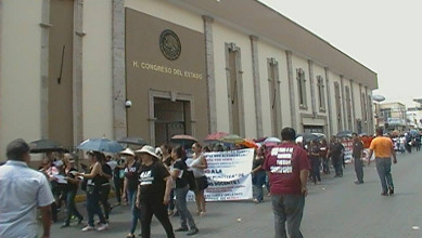 Exitosa protesta de magisterio nayarita
