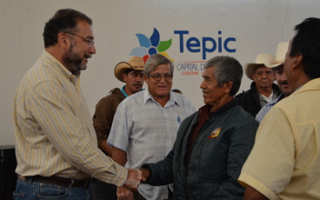 Polo invierte m&aacute;s de dos millones de pesos en zona rural de Tepic