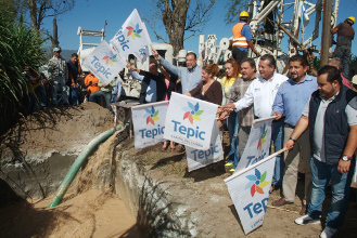 Polo cierra a&ntilde;o con m&aacute;s obras: otro pozo de agua