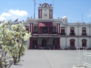 Los gobiernos promovidos por Naranjo, no le sirven al pueblo