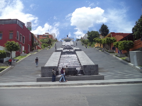 No cambio a mi padre por Slim