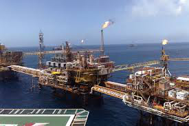 Hacienda y  los muchachos de la bancarrota