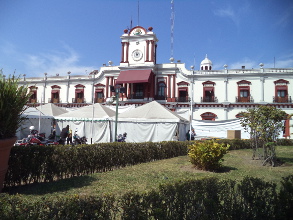 Gobierno &ldquo;de la gente&rdquo;, se junt&oacute; el quehacer