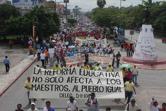 Chiapas, marchan 100 mil contra reforma &ldquo;educativa&rdquo; 