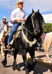 &iquest;Remover&aacute;n a Sandoval?  &iquest;Lay&iacute;n el fiel de la balanza?