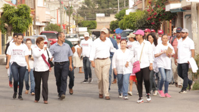 Propone Navarro Quintero, creaci&oacute;n de un sistema de guarder&iacute;as sociales