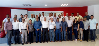 Acepto y firmo compromisos contra la corrupci&oacute;n: Navarro Quintero