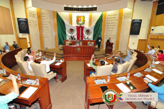 Premia Congreso del Estado esfuerzo en investigaci&oacute;n cient&iacute;fica y tecnol&oacute;gica