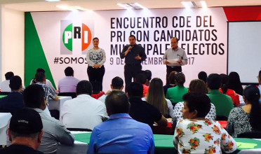 Capacita PRI de Nayarit a alcaldes, s&iacute;ndicos y regidores electos
