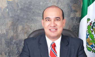 Por conflicto de intereses remueve Congreso a  Roy Rubio Salazar