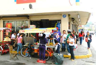 Ambulantes vs fijos y semifijos