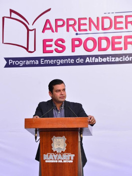 Con todo contra el analfabetismo del adulto en Nayarit
