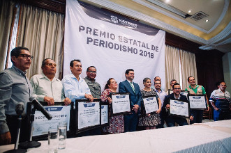 Apoyo incondicional del gobernador Echevarr&iacute;a a periodistas