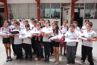 Promete gobierno entrega de beca universal en junio a 214 mil escolares