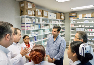 Rescata gobernador Echevarr&iacute;a infraestructura de salud