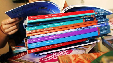 Los cuestionados libros de texto gratuitos
