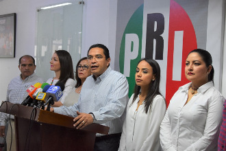 Fuera priistas corruptos, desleales y traidores