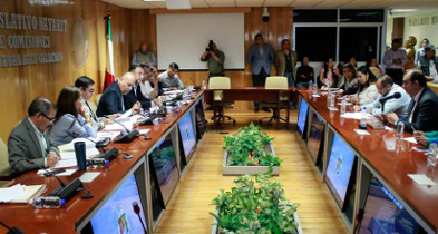 Universidades p&uacute;blicas y privadas enriquecen trabajo legislativo para reformas constitucionales