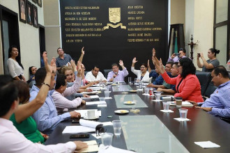 Mayor&iacute;a de ayuntamientos tambi&eacute;n aprueba reformas al Poder Judicial de Nayarit