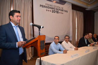 El D&iacute;a de la raza, reconocimiento a ganadores del Premio Estatal de Periodismo Deportivo 2018