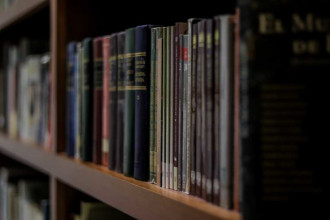Con la donaci&oacute;n de un libro por diputado aumentar&aacute; el acervo de biblioteca