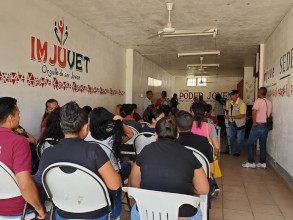 Capacitan a j&oacute;venes nayaritas en habilidades digitales